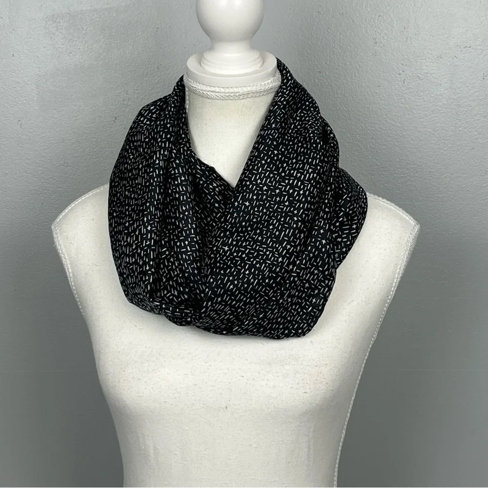 J.Jill 100% silk black & white print lightweight infinity scarf.